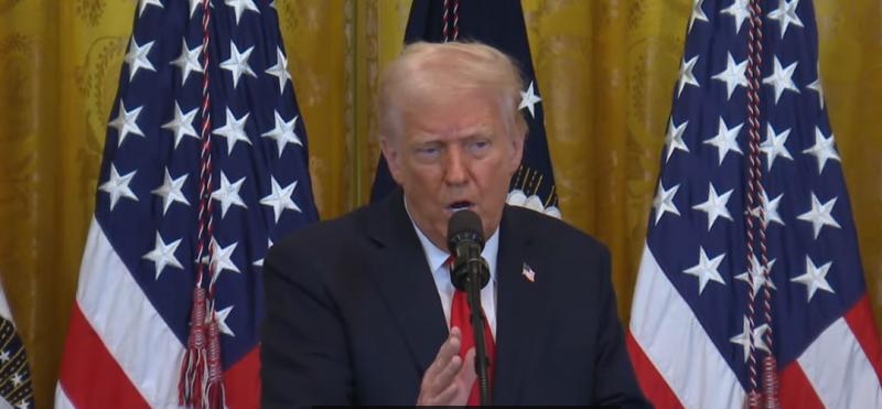 D. Trumpas