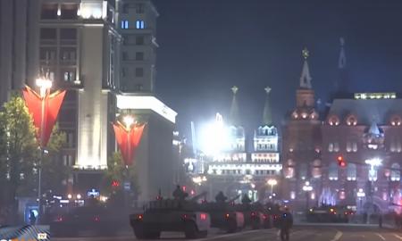 „Ukraina vis karščiau sveikina. 30 miestų“