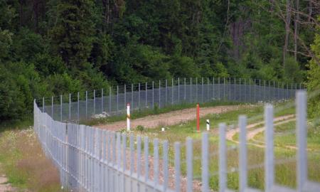 Skamba visa Lenkija, ką nusprendė Lietuva: Jie „užmūrys“ sieną su Rusija ir Baltarusija (Žemėlapis)