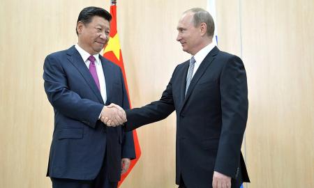 „Brangus drauge.“ Dėl ko Kremliuje susitarė Xi Jinpingas ir Putinas?