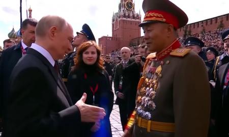 Sustojo tiesiai Raudonojoje aikštėje. Kas nutiko „geriausiam rusų tankui“? (Video) 