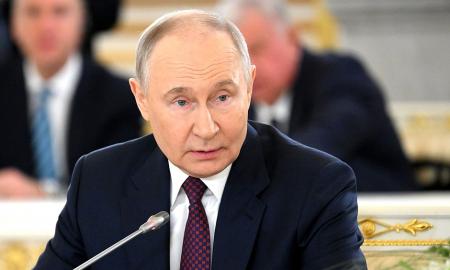 „Gegužės 15-ąją Stambule!“ Putinas naktį pabandė kažką parodyti