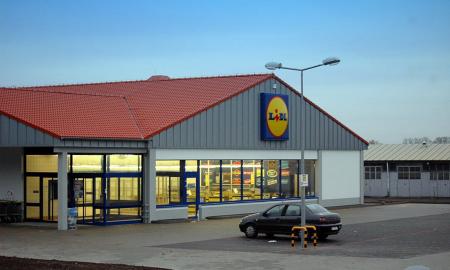 „Lidl“, lauk. Kyla tūkstančiai“ (Video)