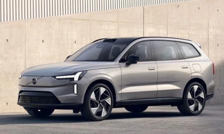Pabandė iš arti nufilmuoti „Volvo EX90“. „Išdegino telefono kamerą“