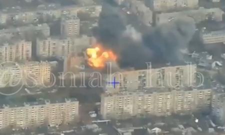 Ukrainos „skraidantys snaiperiai“. Rusijos vadavietę pavertė griuvėsiais (Video)