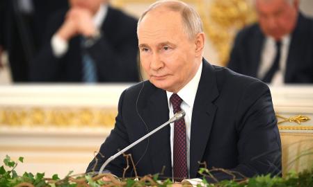 „Paliaubos yra įmanomos.“ Putinas dabar jau tiesiogiai pasišaipė iš Trumpo ir šis vis tiek nesuprato