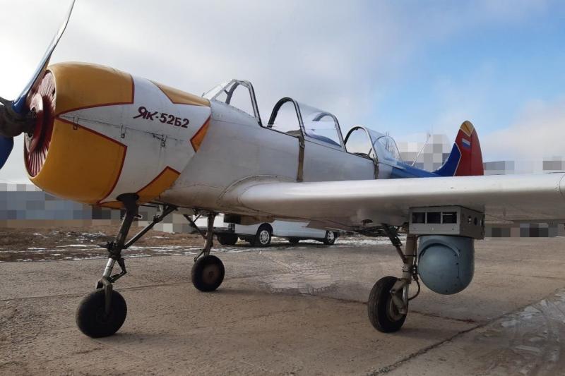 Jak-52B2