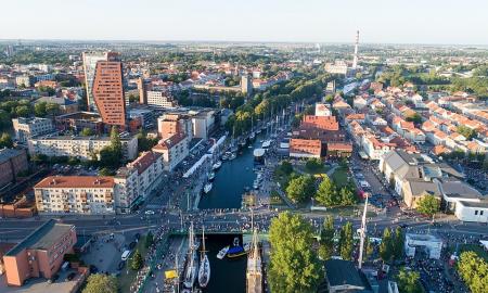 „Niekas apie tai nežino.“ Palygino renovuotą ir nerenovuotą daugiabutį. Skirtumas šokiruos (Foto)