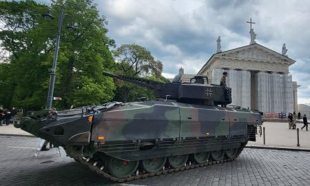 Vokietijos tankai Vilniaus gatvėse. Kas vyksta? (Foto, Video)