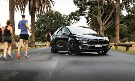 „Tesla“ pagaliau prisipažino. „Mes keleriais metais atsiliekame nuo konkurentų“