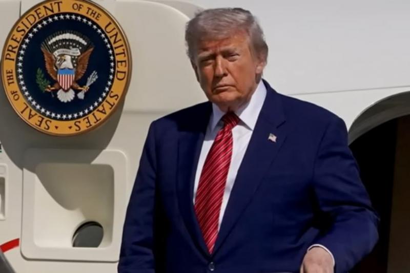 D. Trumpas