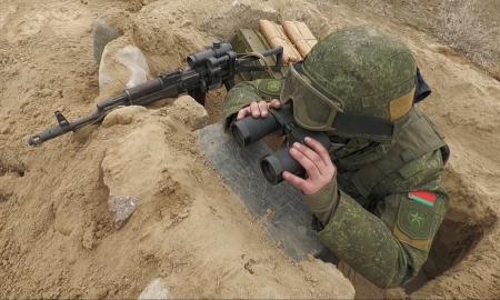 13 000 karių. Netikėtas judesys Baltarusijoje. Lukašenka kreipiasi į Lietuvą