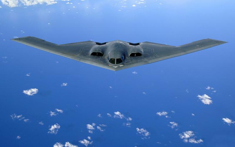 B-2 bombonešis