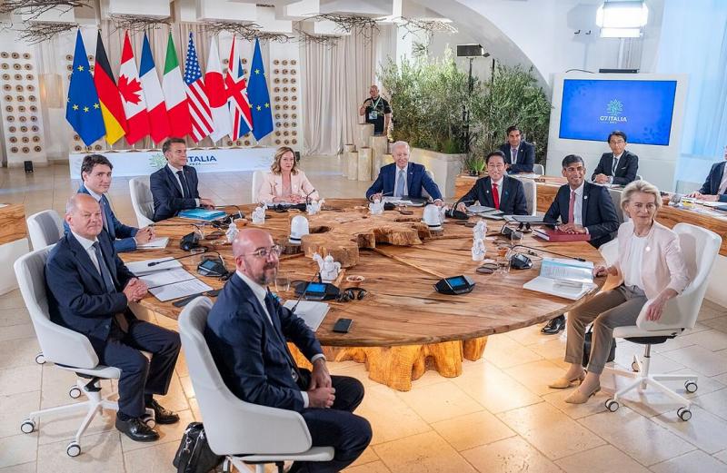 G7
