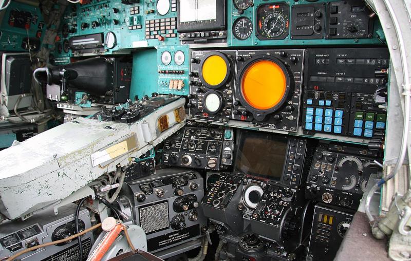 Tu-22M3 kabina