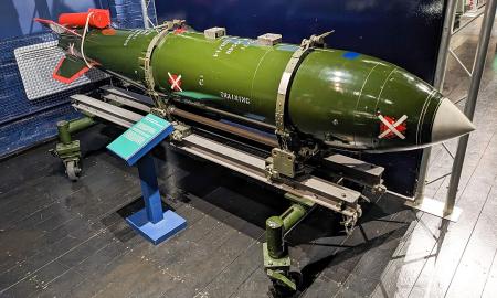 NATO valstybė nori galingiausio ginklo. Prieš 27 metus ji pati pasidavė