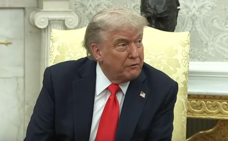 D. Trumpas