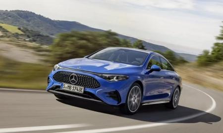 Naujasis „Mercedes“ parduodamas kaip karšti pyragaičiai. Vokiečiai nespėja gaminti