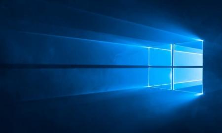„Windows 10“ nuversta nuo sosto. Ji nebėra populiariausia operacinė sistema