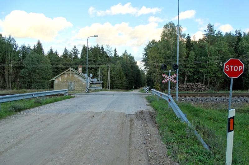 Geležinkelio pervaža į pietus nuo Dūkšto
