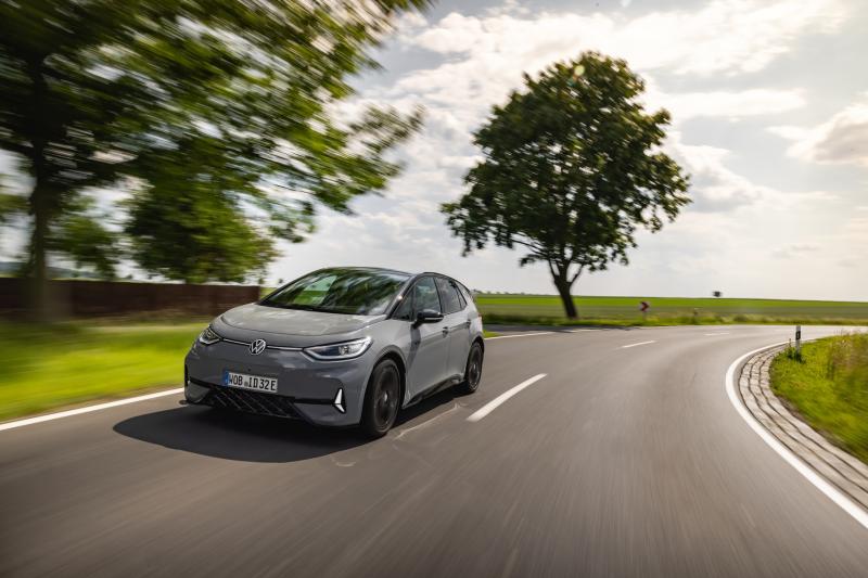 „Volkswagen ID.3“ yra gana populiarus elektromobilis, o tai reiškia, kad naudotų automobilių rinkoje jų bus daug