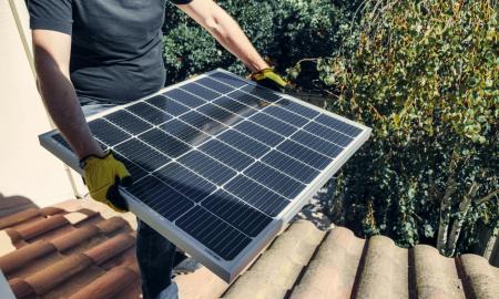 Nemokama elektra be sudėtingų instaliacijų. Vokiečiai pamišo dėl šios energijos. Jau milijonas tokių namų