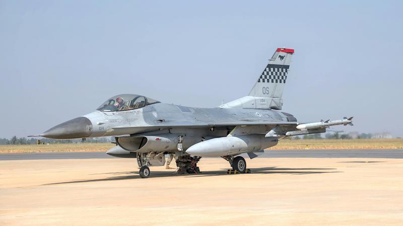 F-16
