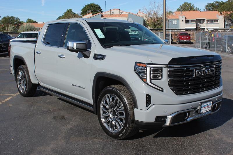GMC Sierra