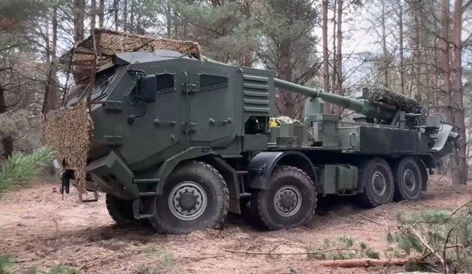 Naujausia „2S22 Bohdana“ versija – 3.0 ant „Tatra 815-7“ važiuoklės