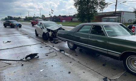 „Tokių automobilių nebegamina“ – internautai pašėlo (Foto)