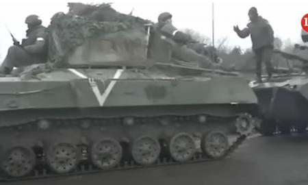 „Putino armija. Atsisako paklusti įsakymams.“ Prasideda