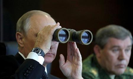 Putinas rengiasi naujam karui? Netikėtoje vietoje. „Naujas Perl Harboras“