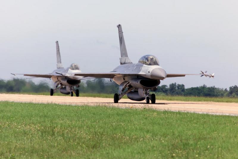 Tailando F-16