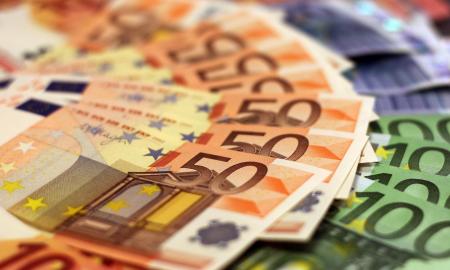 Kaip apsaugoti santaupas karo atveju? Ekspertas: „absurdas, ką dabar daugelis daro“