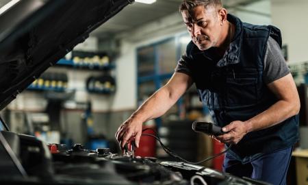 Akumuliatoriai: kaip išsirinkti tinkamą savo automobiliui?