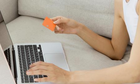 „Booking.com“ siaučia sukčių banga. Vos kelios akimirkos – ir pinigų nėra