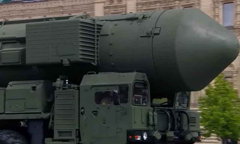 Branduolinė raketa