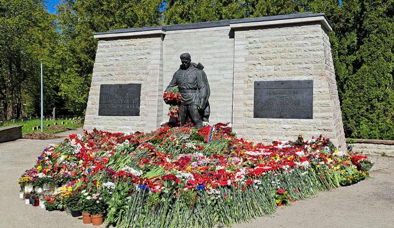 Bronzinis kareivis Taline, 2024 m. gegužė