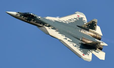 Rusijos Su-57 atakuoja naujais ginklais! Ukrainiečiai: „Nežinome, kas tai“