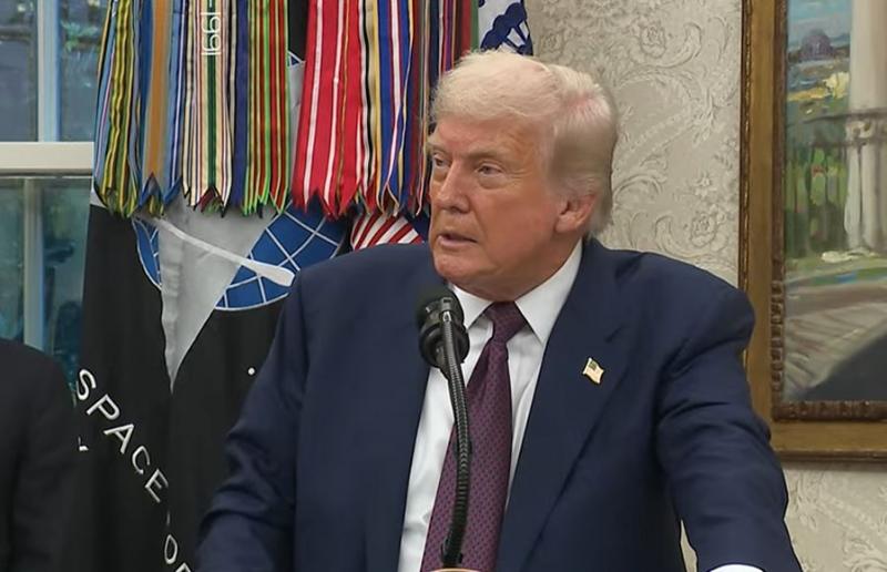 D. Trumpas