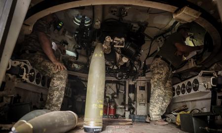 [ŽT] „Patys ukrainiečiai sudaro kliūtis!“ Skandalas Ukrainoje. Valstybė trukdo ją ginti 