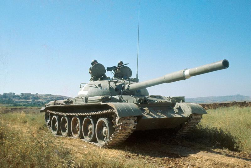 Izraelio tankas „Tiran-6“ (patobulintas užgrobtas sovietinis T-62), 1987 m.
