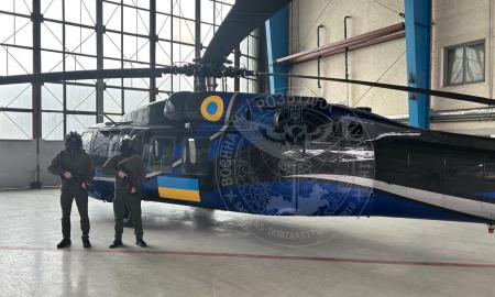 Visiškai slapta. Įskrido Ukrainos „Juodieji vanagai“. Kas vyksta? (Foto)