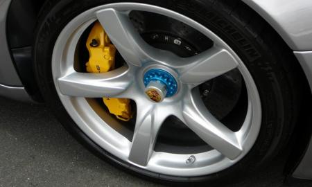 „Visi pinigai remontui.“ 9 automobiliai, kurių nereikėtų pirkti. Nustebsite, kas 1-oje vietoje