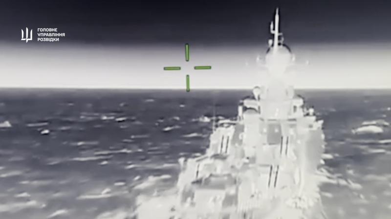  Ukraina pranešė, kad ketvirtadienį surengė dronų ataką prieš Rusijos raketinį laivą.