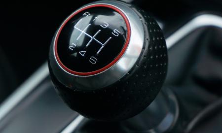 Pokyčiai yra tiesiog revoliuciniai. Visam laikui pamirškite mechanines pavarų dėžes