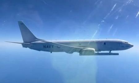 „Arčiau tiesioginio susidūrimo su Rusijos pajėgomis zonų.“ Virš Juodosios jūros. Rusai nufilmavo „P-8A Poseidon“ (Video)