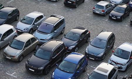 Jūsų automobilis šildo miestą. Ši spalva padidina temperatūrą iki 4 laipsnių!