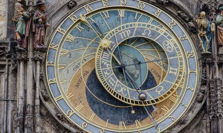Šį savaitgalį jūsų Zodiako ženklo laukia staigmena: sužinokite, kam teks švęsti, o kam – sujauks visus planus