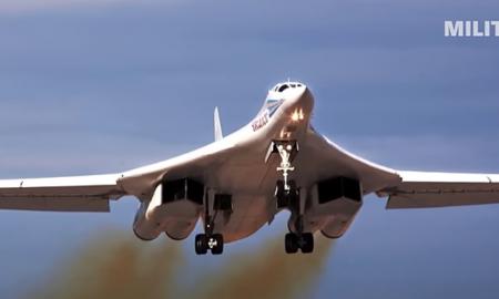„Trys Tu-160 iš karto. Trenkė žaibas“